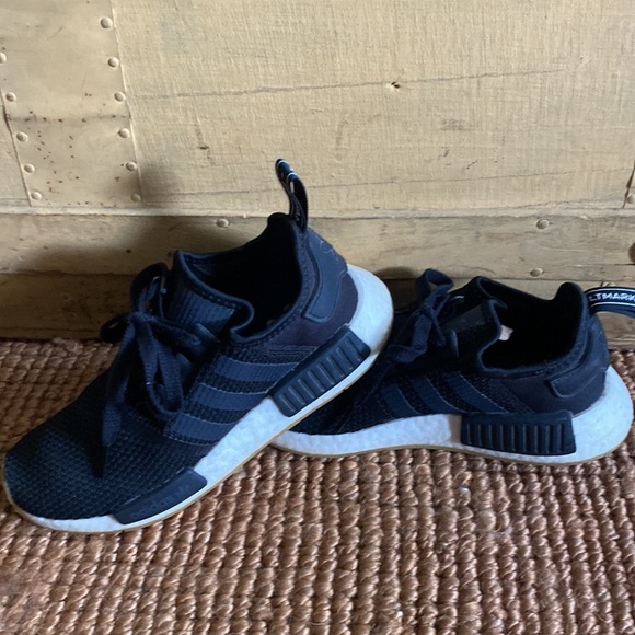 ADIDAS ORIGINALS NMD R1 BLACK TRAINERS WORKOUT SNEAKERS SHOES 5.5 MALE 7.5 WOMAN - Picture 14 of 16